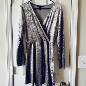 Long sleeve velvet dress